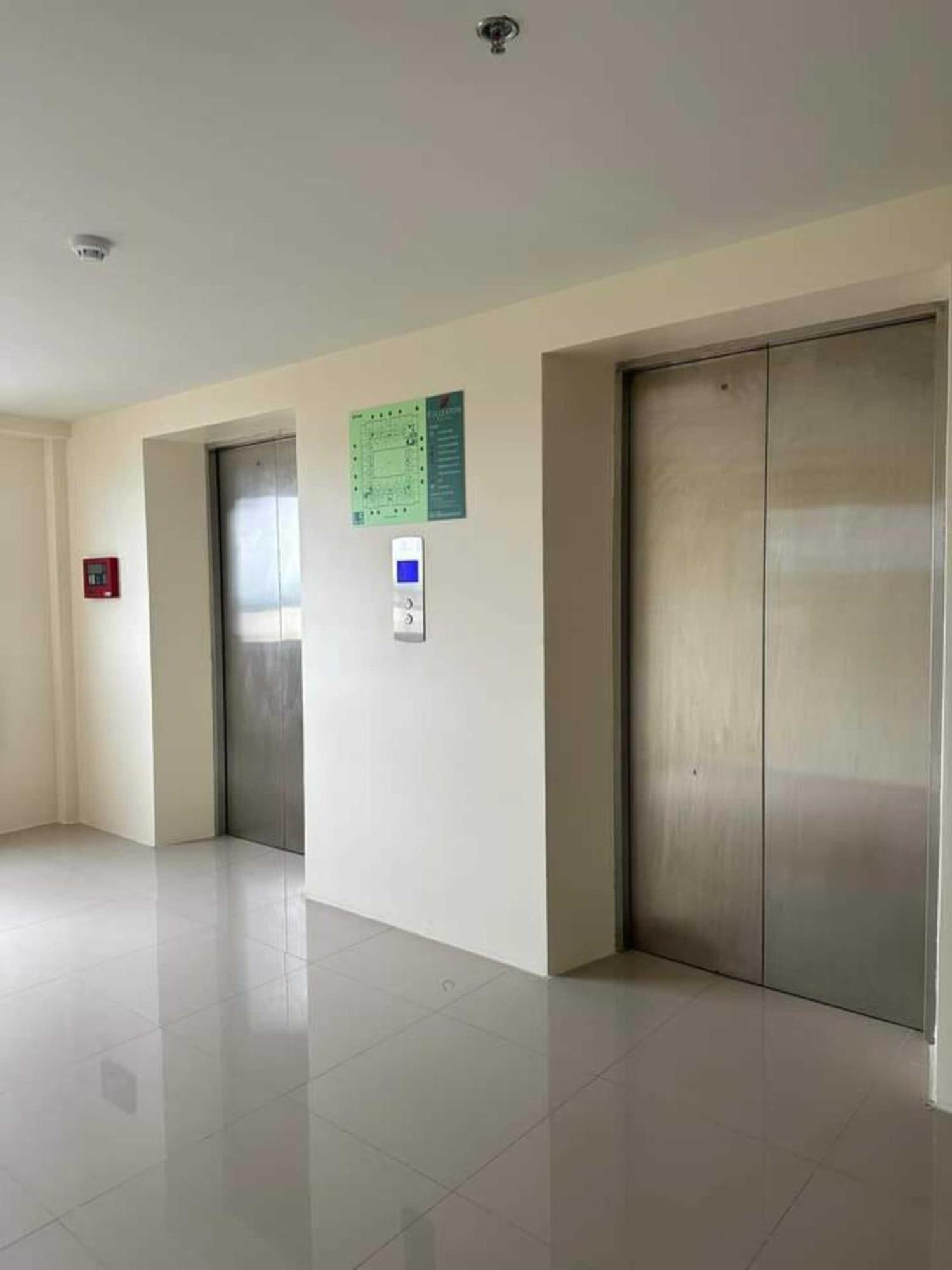 Fullerton Suites Puting Kahoy Exterior foto